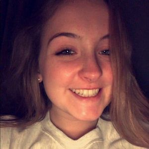 Meet your Posher, Michaela